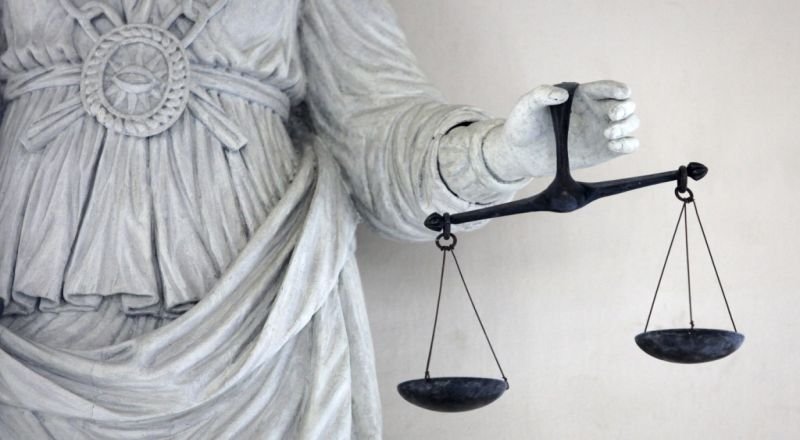 REUTERS 1009 REUTERS 1009