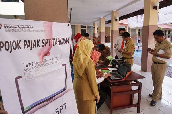 BISNIS 2033