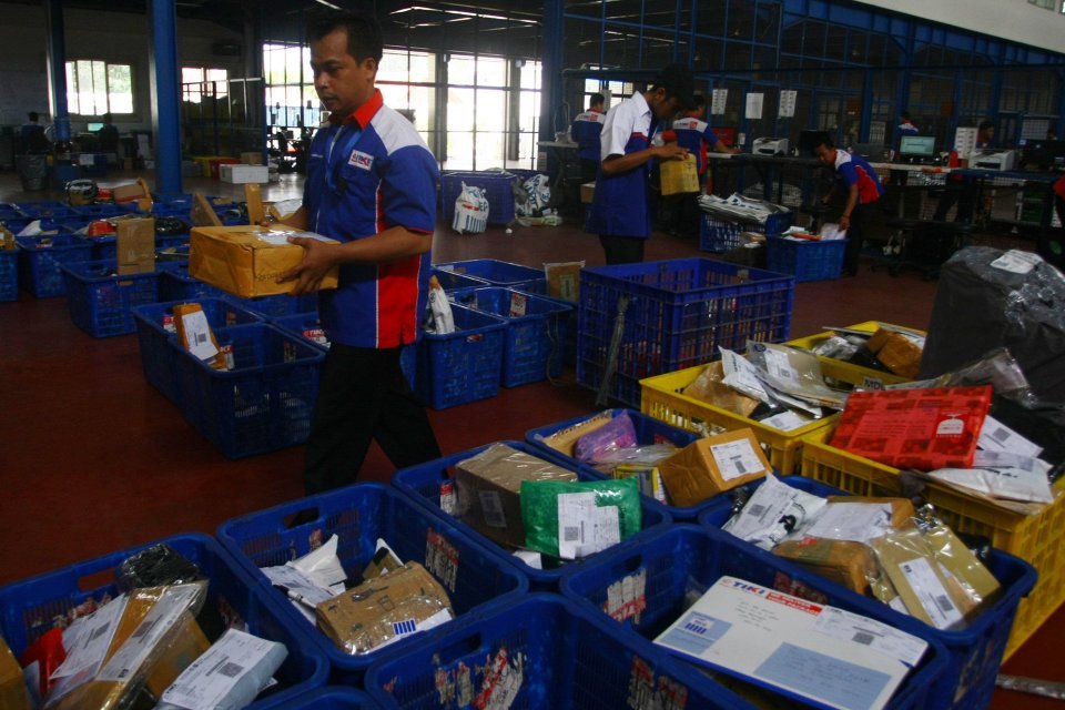 KATADATA 1706 KATADATA 1706